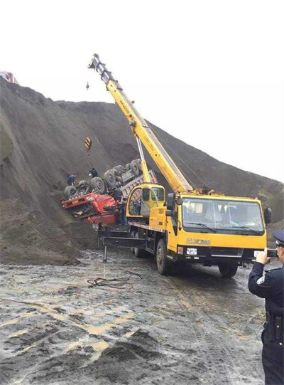 索县上犹道路救援